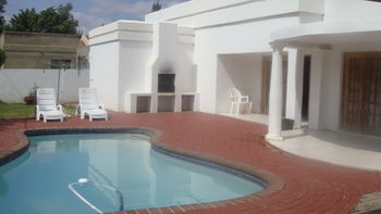 Maison Calme Gaborone Exterior foto
